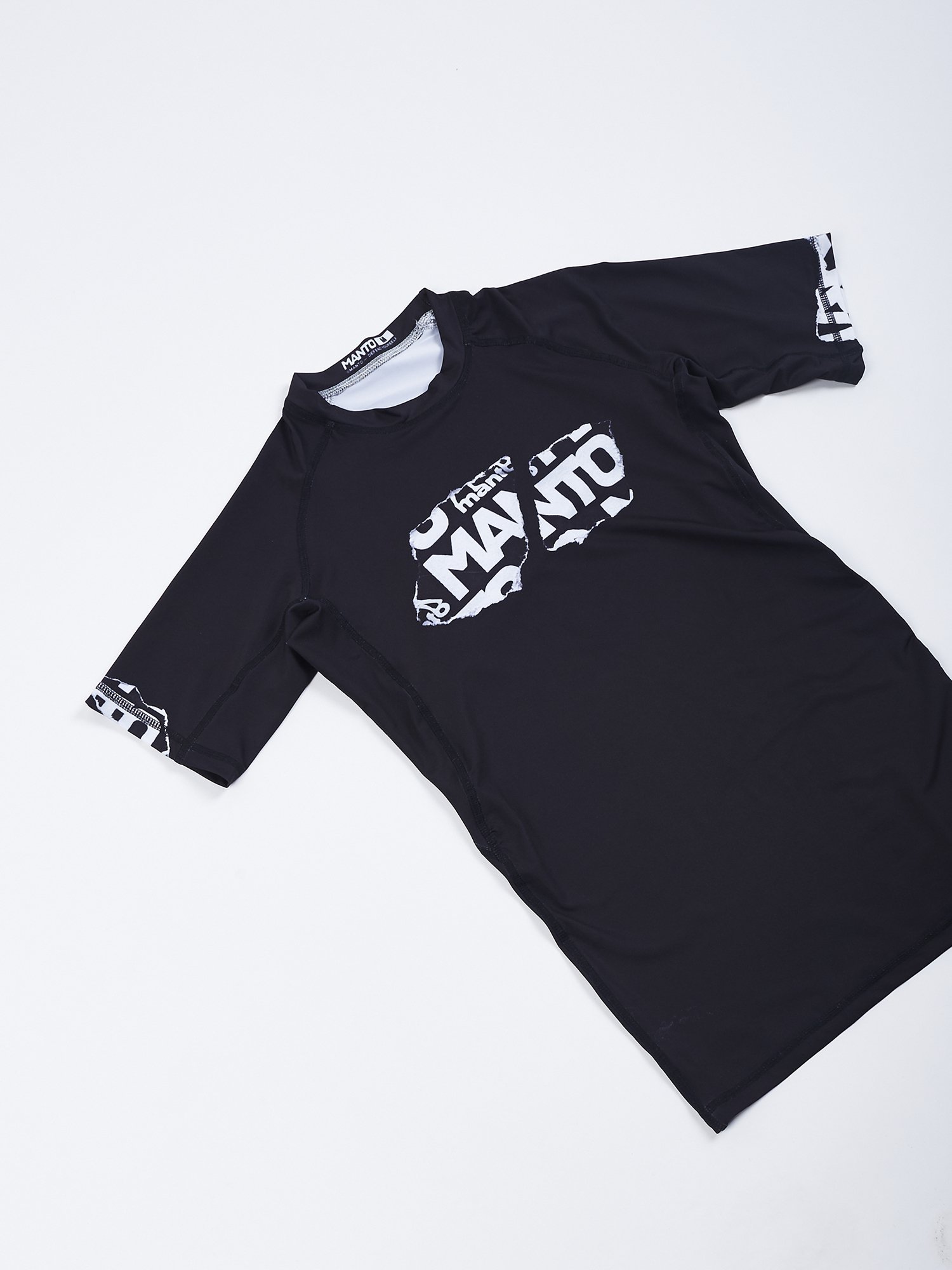 Рашгард MANTO Torn Shortsleeve Black цена