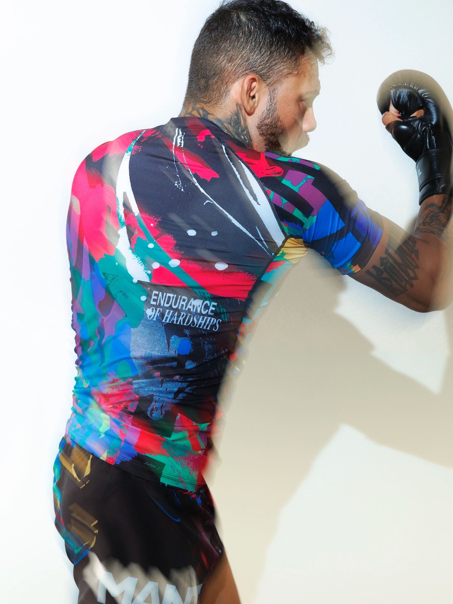 Рашгард MANTO Rashguard Shortsleeve Rave купить