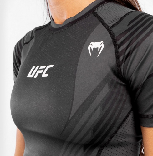 Жіночий рашгард з коротким рукавом Venum Authentic UFC FightNight Black оригінал