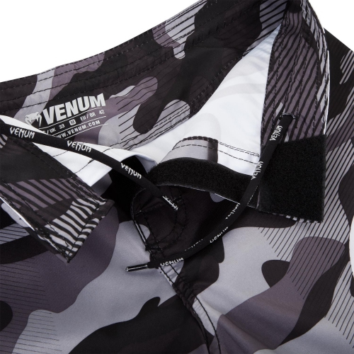 MMA shorts Venum Camo Hero Fightshorts White Black cost