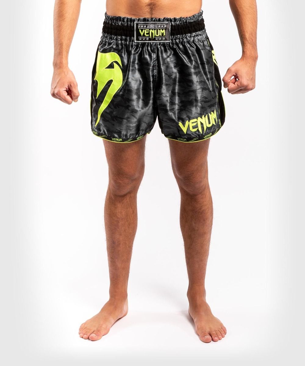 Шорты для тайского Venum Giant Muay Thai Shorts Black Yellow