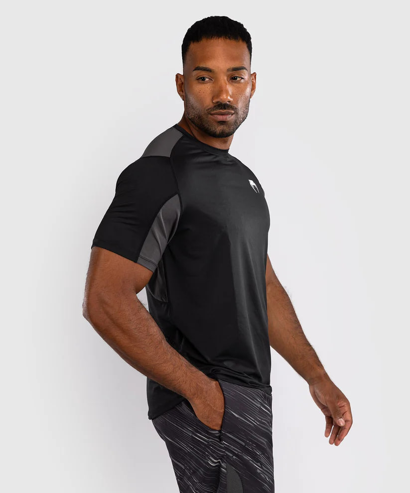 Тренировочная футболка Venum Rapid Dry-Tech Shirt - Black/Storm Grey фото