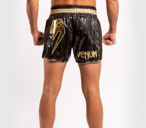 Шорти для тайського боксу Venum Giant Foil Black Gold купити