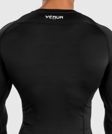 Venum Attack Longsleeve Rashguard Black size