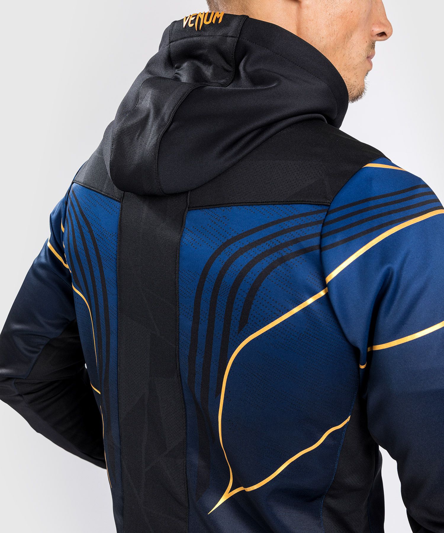 Hoodie Venum UFC Authentic Fight Night 2.0 Kit Midnight Edition Champion cost