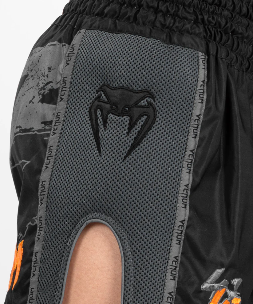 Шорты для тайского бокса Venum S47 Muay Thaï Short Black Orange  фото