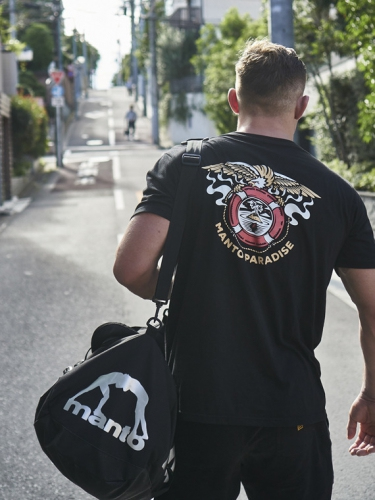MANTO Duffel Bag Prime Black cost