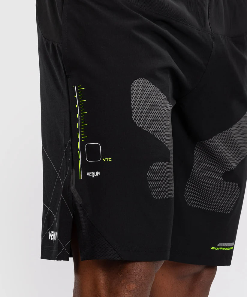 Спортивные шорты Venum Training Camp 4.0 Training Short - Black/Neon Green оригинал
