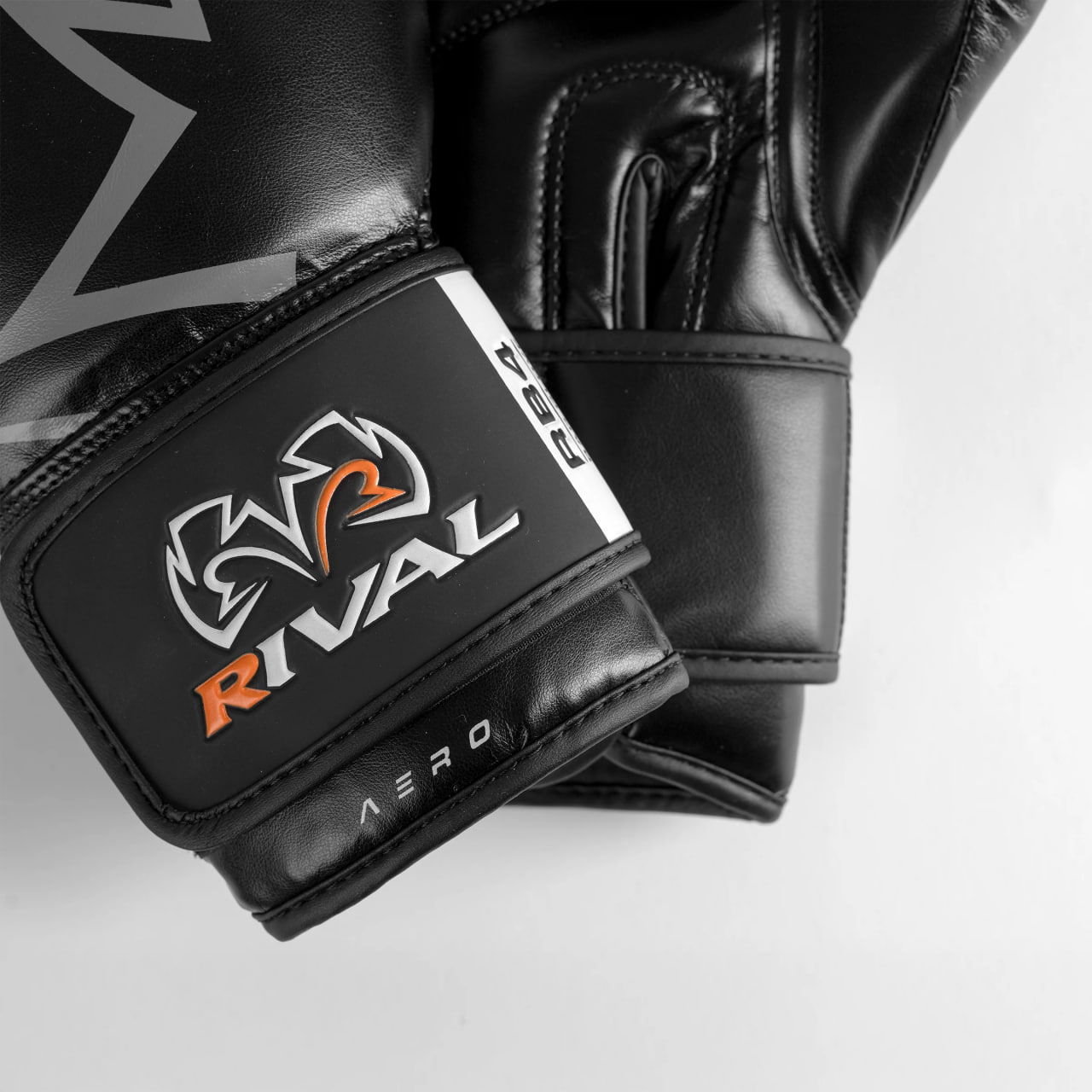 Снарядні рукавиці Rival RB4 Aero Bag Gloves Black фото