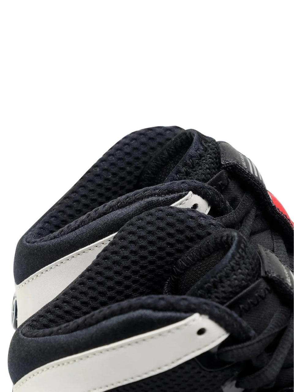 Борцівки Nike Freek Wrestling Shoes Black White де купити