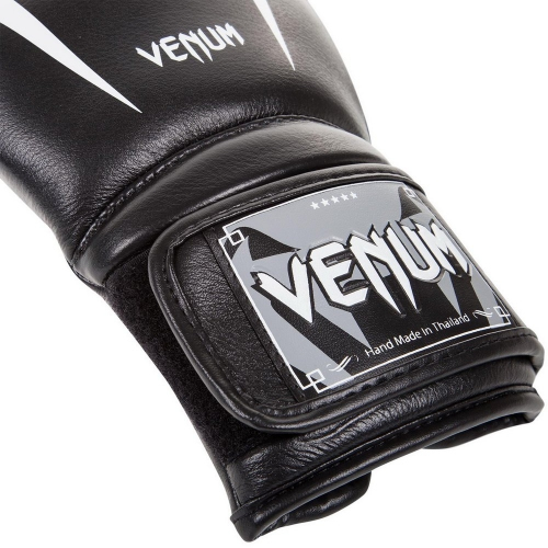 Venum Giant 3.0 Boxing Gloves Black photo