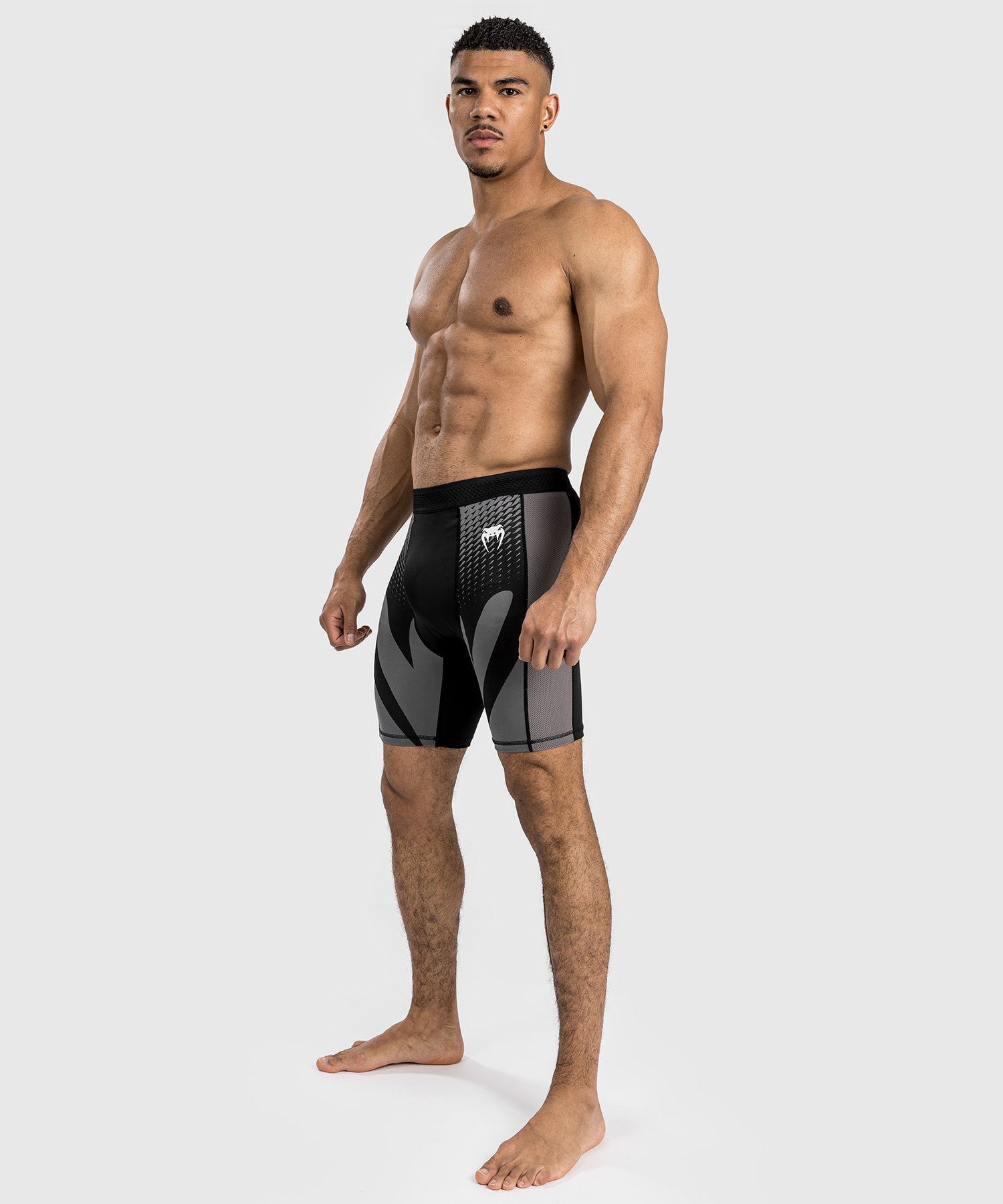 Компрессионные шорты Venum Attack Vale Tudo Shorts Black цена