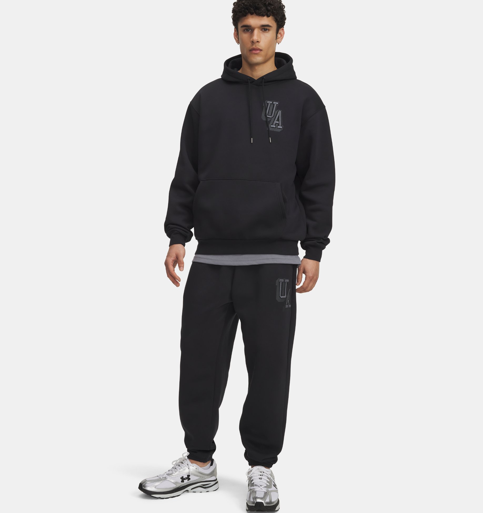 Спортивні штани Under Armour Icon Fleece Graphic Black ціна