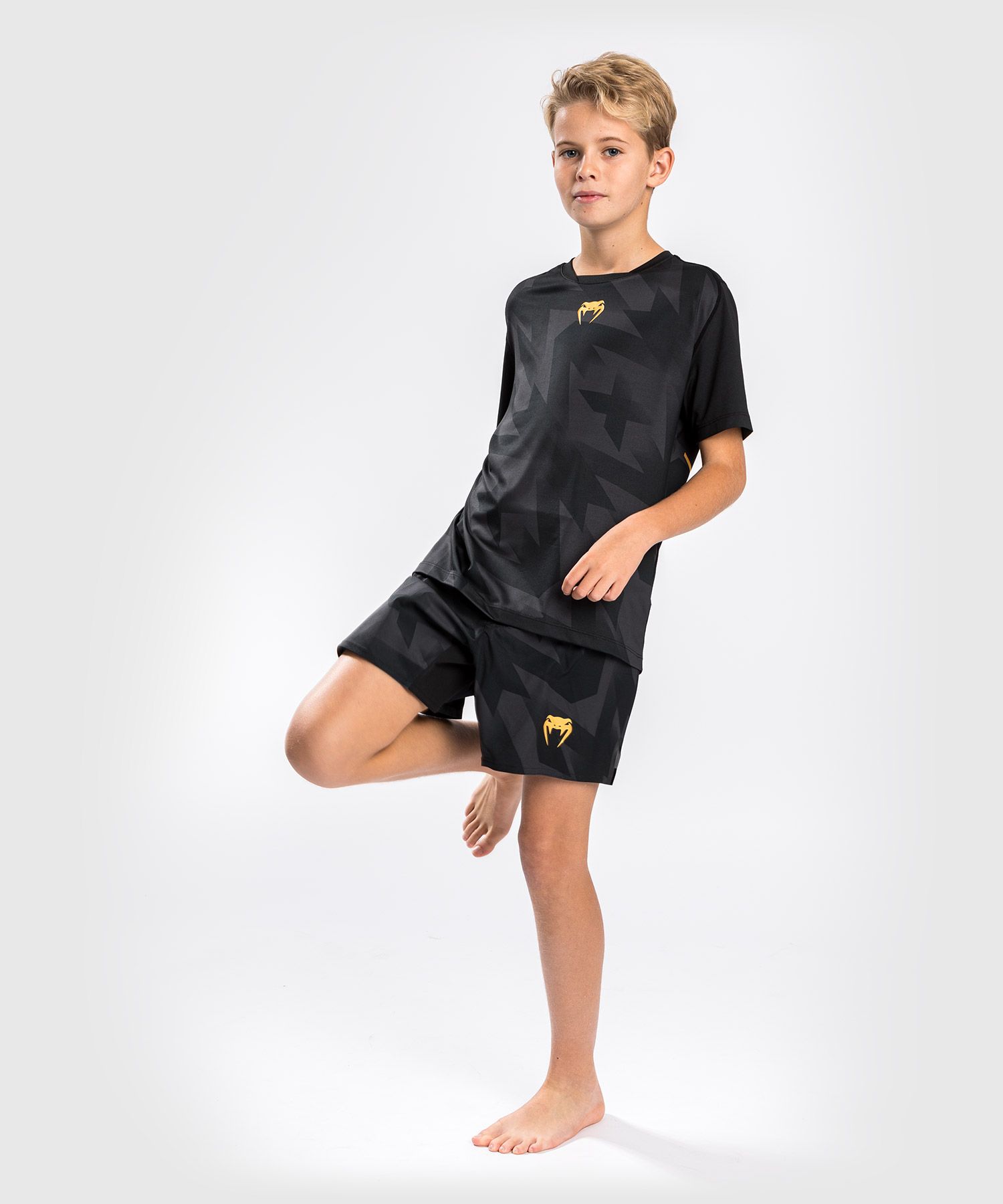 Детская тренировочная футболка Venum Razor Dry Tech T-Shirt For Kids Black Gold фото