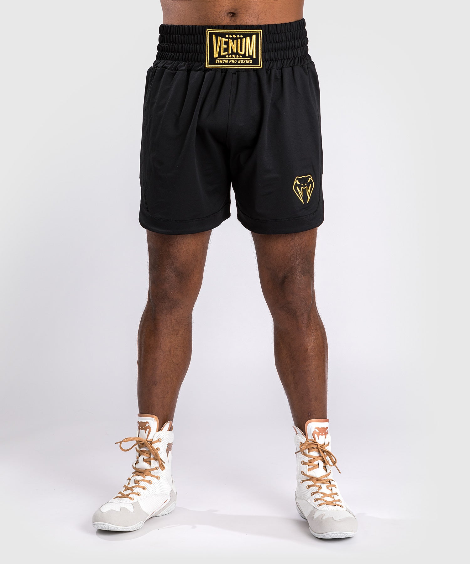 Боксерські шорти Venum Classic Boxing Shorts Black Gold ціна