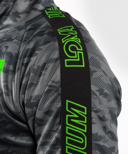 Venum Arrow Loma Signature Collection Hoodie Dark Camo cost