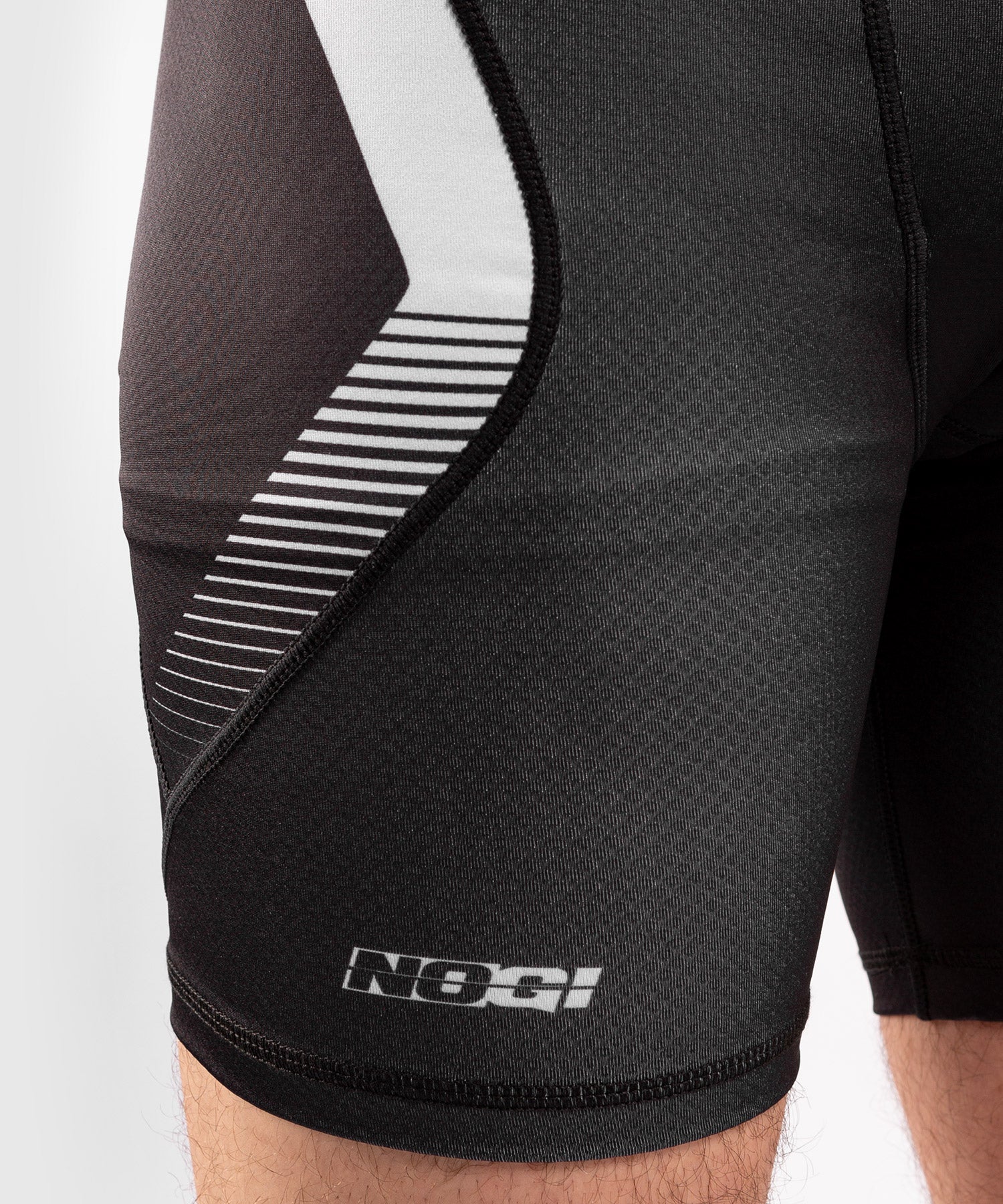 Компресійні шорти Venum Nogi 3.0 Vale Tudo Shorts Black White фото