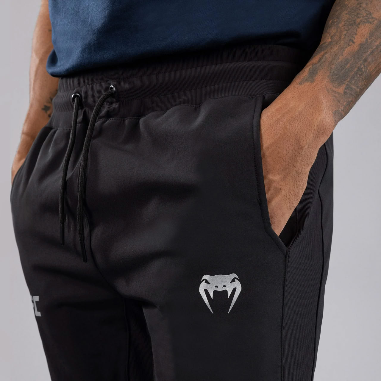 Спортивні штани UFC Fusion by Venum Fight Week Men’s Pant Black де купити