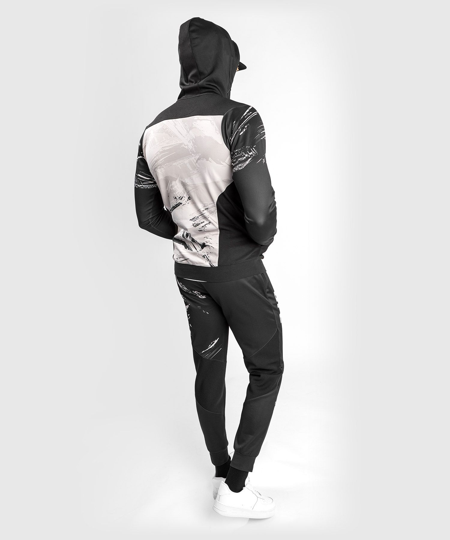 Venum UFC Authentic Fight Week Mens 2.0 Zipped Hoodie Sand original