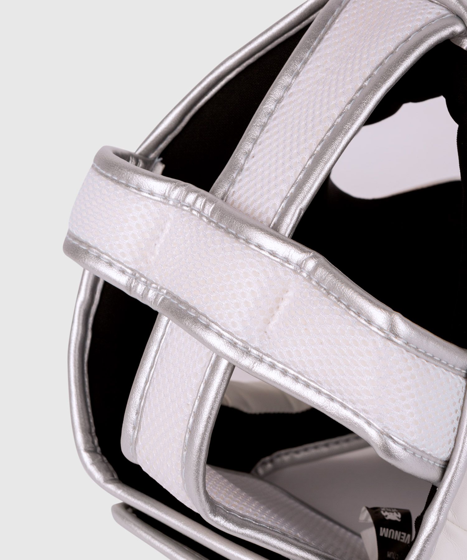 Шлем Venum Elite Headgear White Silver Pink оригинал