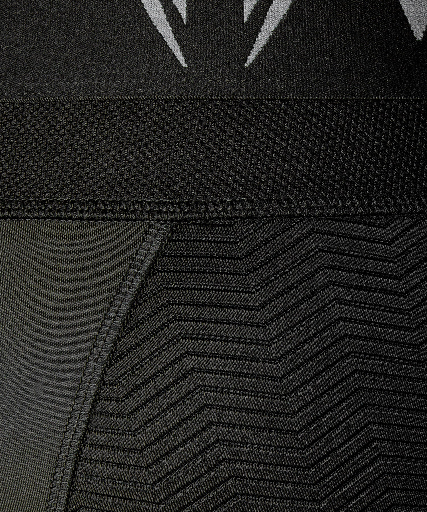 Компресійні шорти Venum G-Fit Compression Shorts Black Black фото