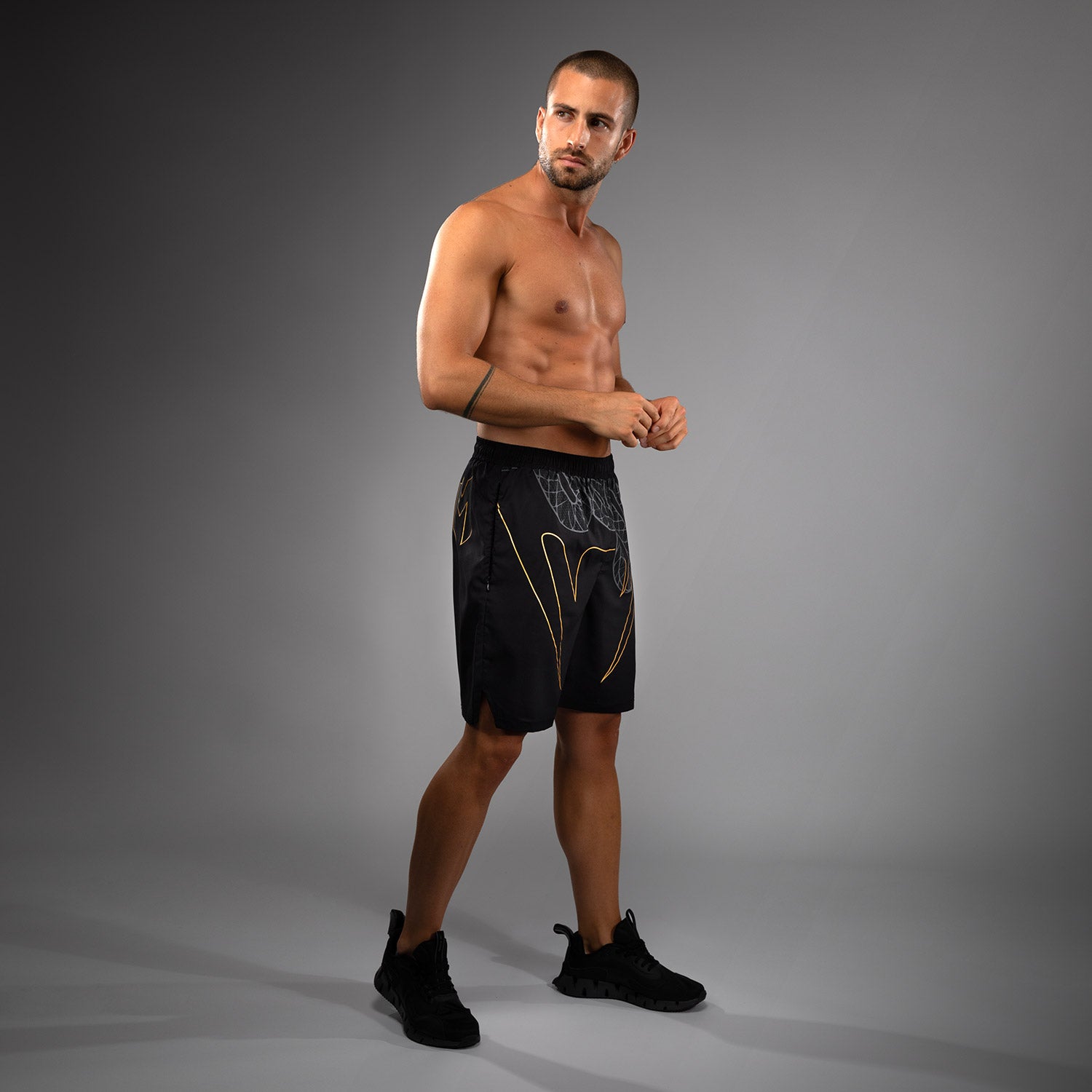 Training Shorts Black Silver Gold