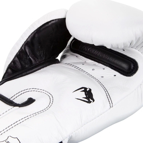 Боксерські рукавиці Venum Giant 3.0 Boxing Gloves White ціна