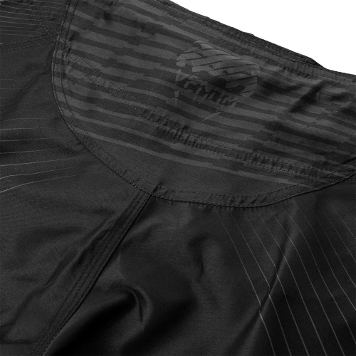 MMA shorts Venum Plasma Fightshorts Black Black size