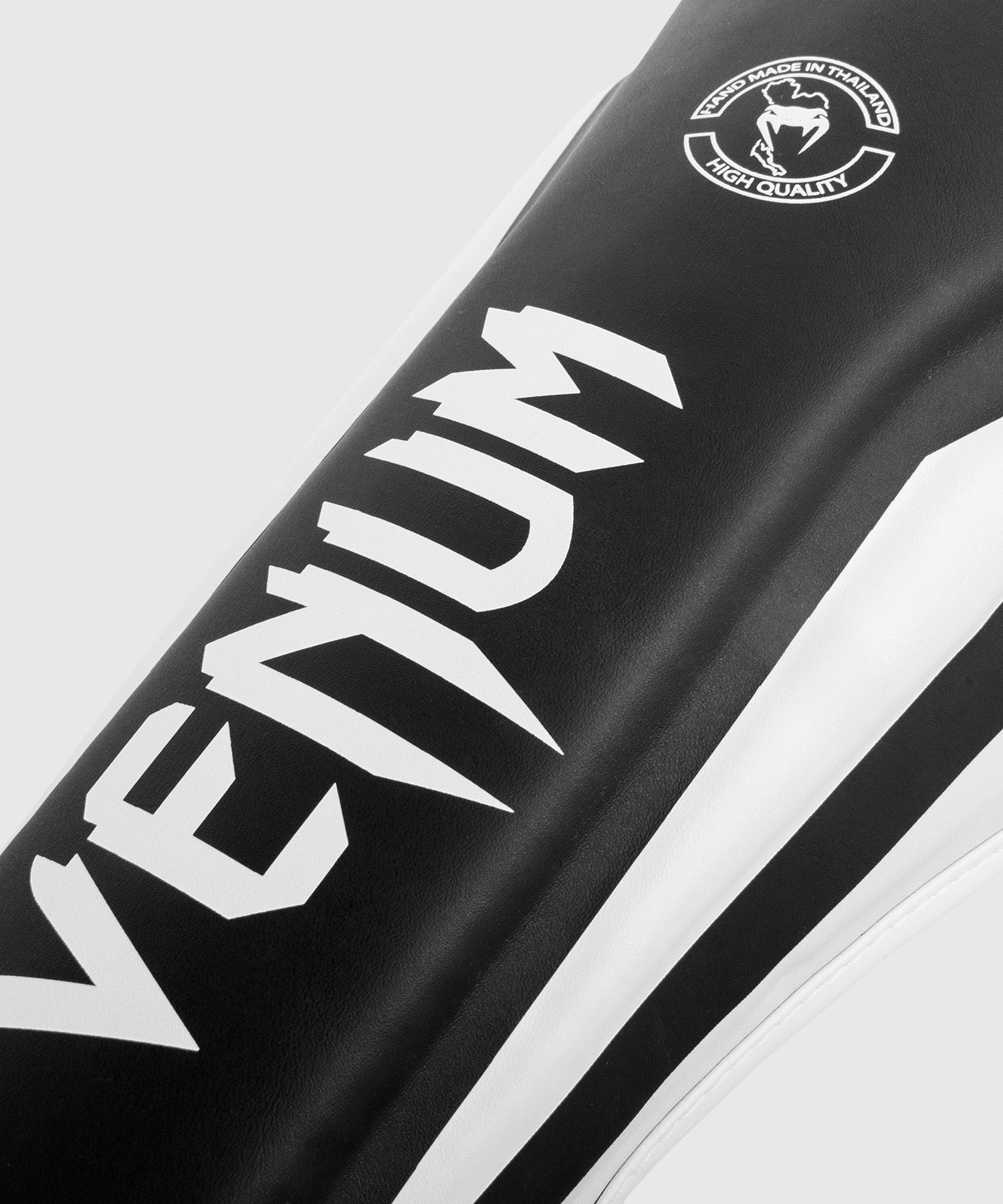 Захист гомілки Venum Elite Standup Shinguards Black White купити