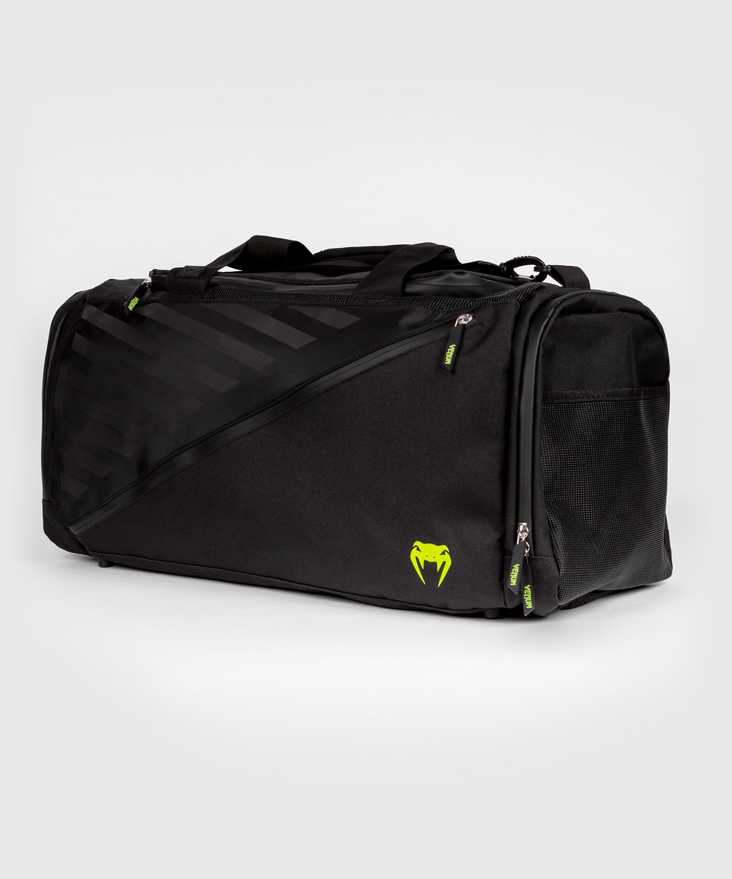 Сумка Venum Stripes Sports Bag Black купити