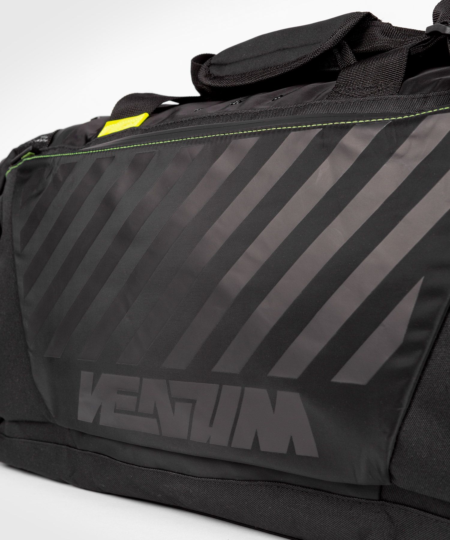 Сумка Venum Stripes Sports Bag Black ціна