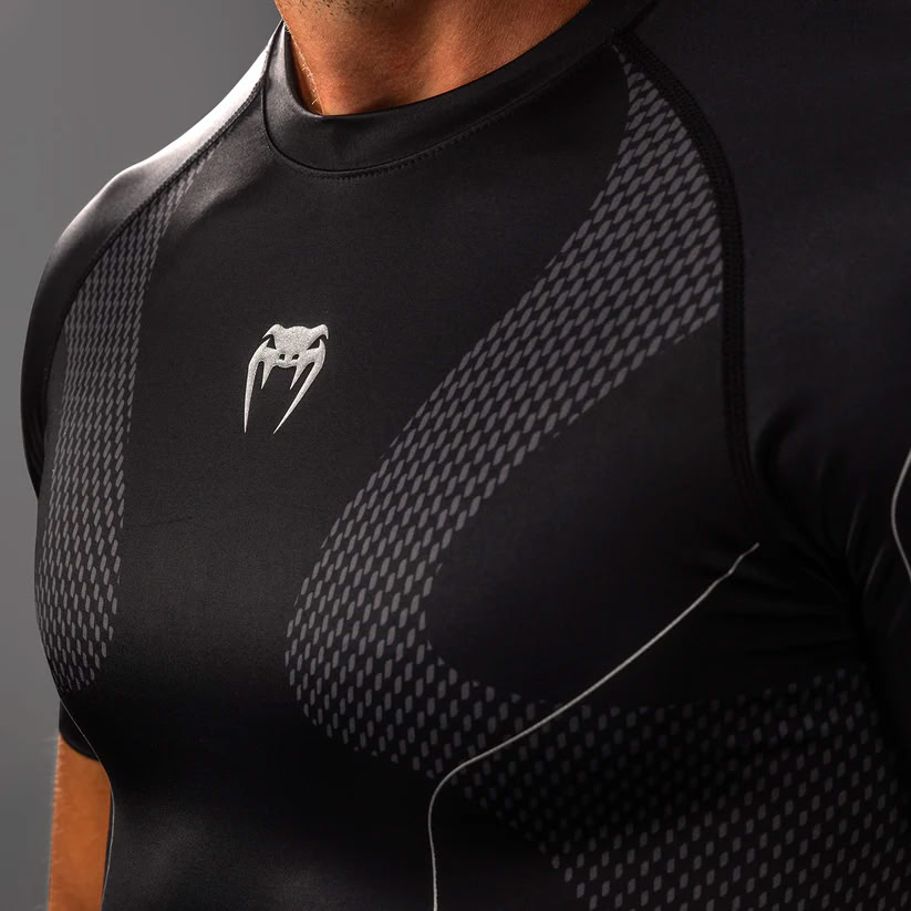 Рашгард Venum Nexus Short Sleeve Rashguard Black Silver фото
