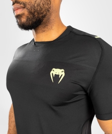 Тренувальна футболка Venum Fusion 2.0 Men Dry Tech T-Shirt Black Yellow ціна