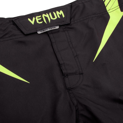 MMA shorts Venum Sharp 3.0 Fightshorts Black Yellow original