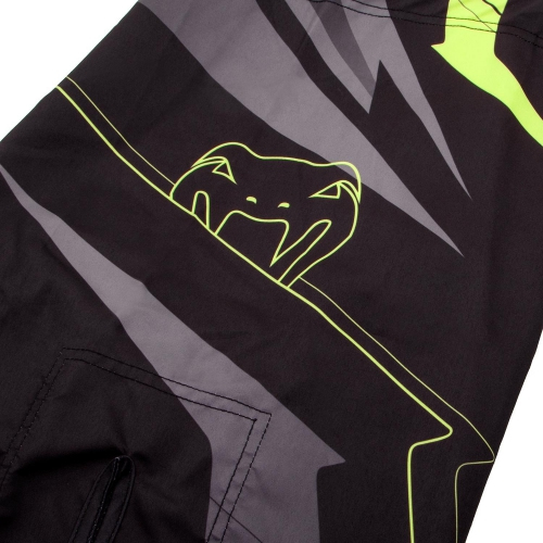 MMA shorts Venum Sharp 3.0 Fightshorts Black Yellow cost