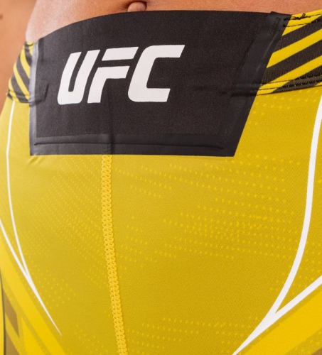 Женские шорты Venum Authentic UFC FightNight Short Tudo Yellow фото