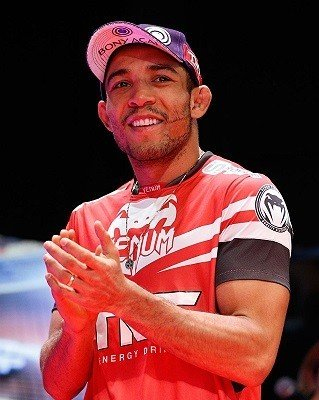 Футболка для тренувань Venum Jose Aldo UFC 163 Ltd Editon Dry Tech T-shirt - Red купити