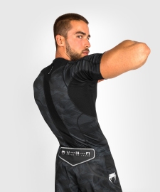 Компрессионная футболка Venum Electron 3.0 Rashguard Short Sleeves Black, Фото № 4