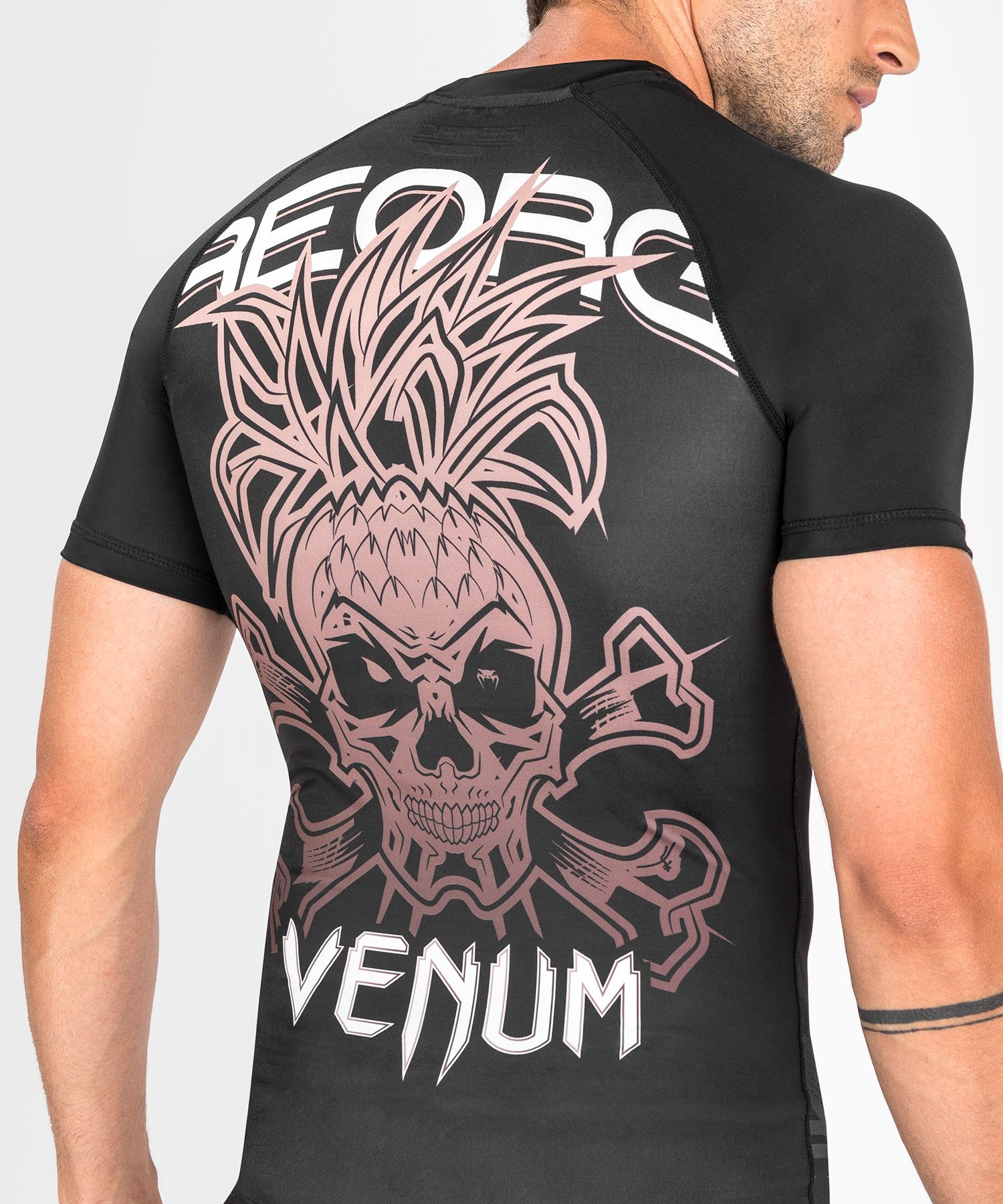Venum Reorg Rashguard Short Sleeves Black where to buy