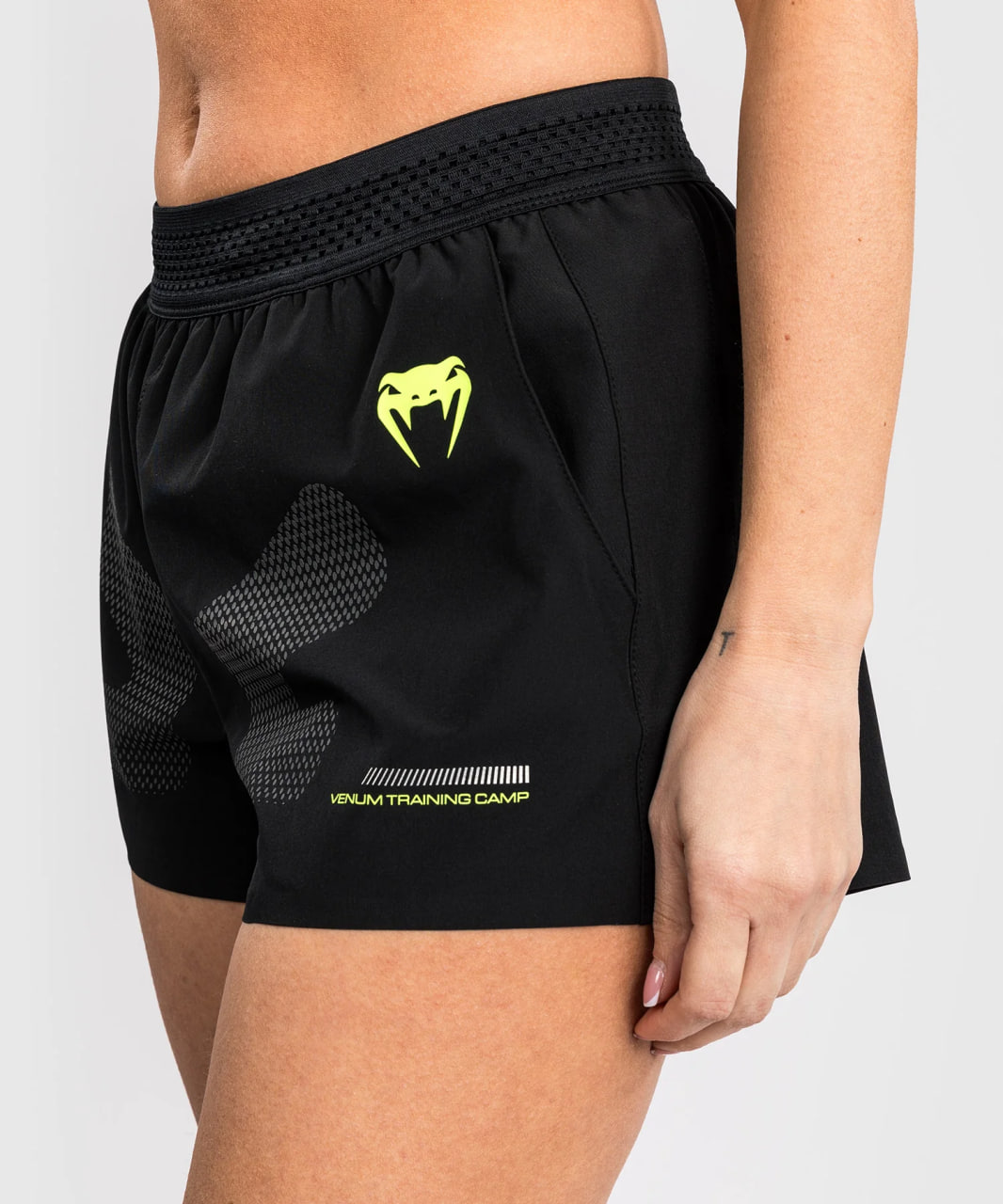 Venum Training Camp 4.0 Training Short - Black/Neon Green original