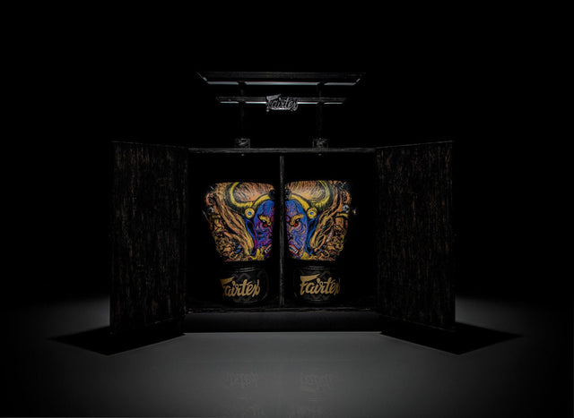 Boxing gloves Fairtex BGV Premium Limited Edition Yamantaka Wooden Box size