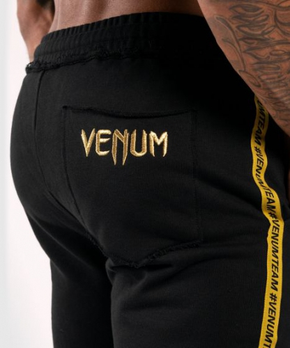 Шорты Venum Cutback 2.0 Cotton Shorts Black Gold размер