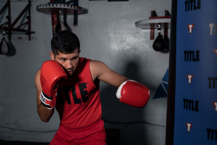 Боксерські рукавиці Title Gel E-Series Training&Sparring Gloves Red White Black розмір