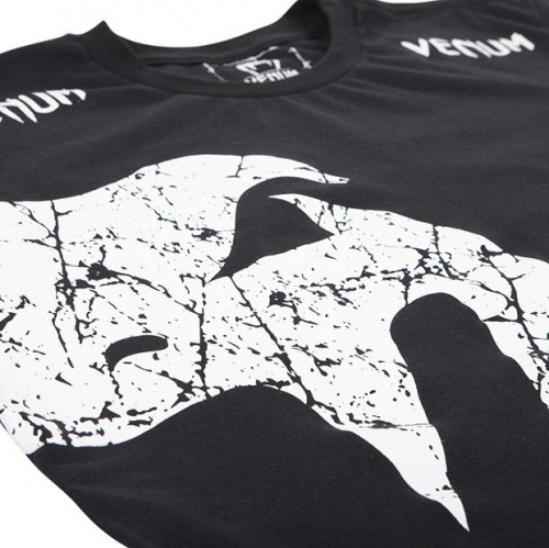 Venum Giant Black T-shirt size