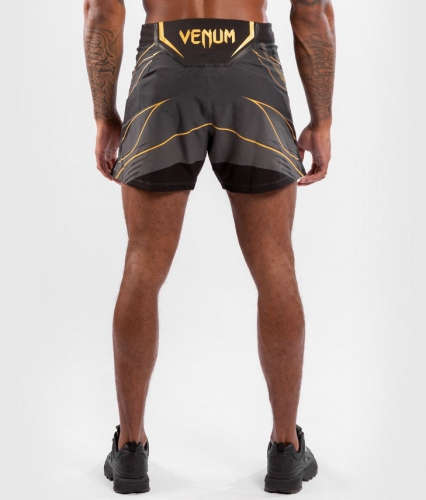 Легкие шорты для ММА Venum Authentic UFC FightNight Black Gold цена