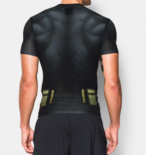 Компрессионная футболка Under Armour Transform Yourself Batman Compression Shirt купить