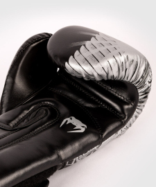 Боксерські рукавиці для дітей Venum YKZ21 Boxing Gloves For Kids Black White розмір