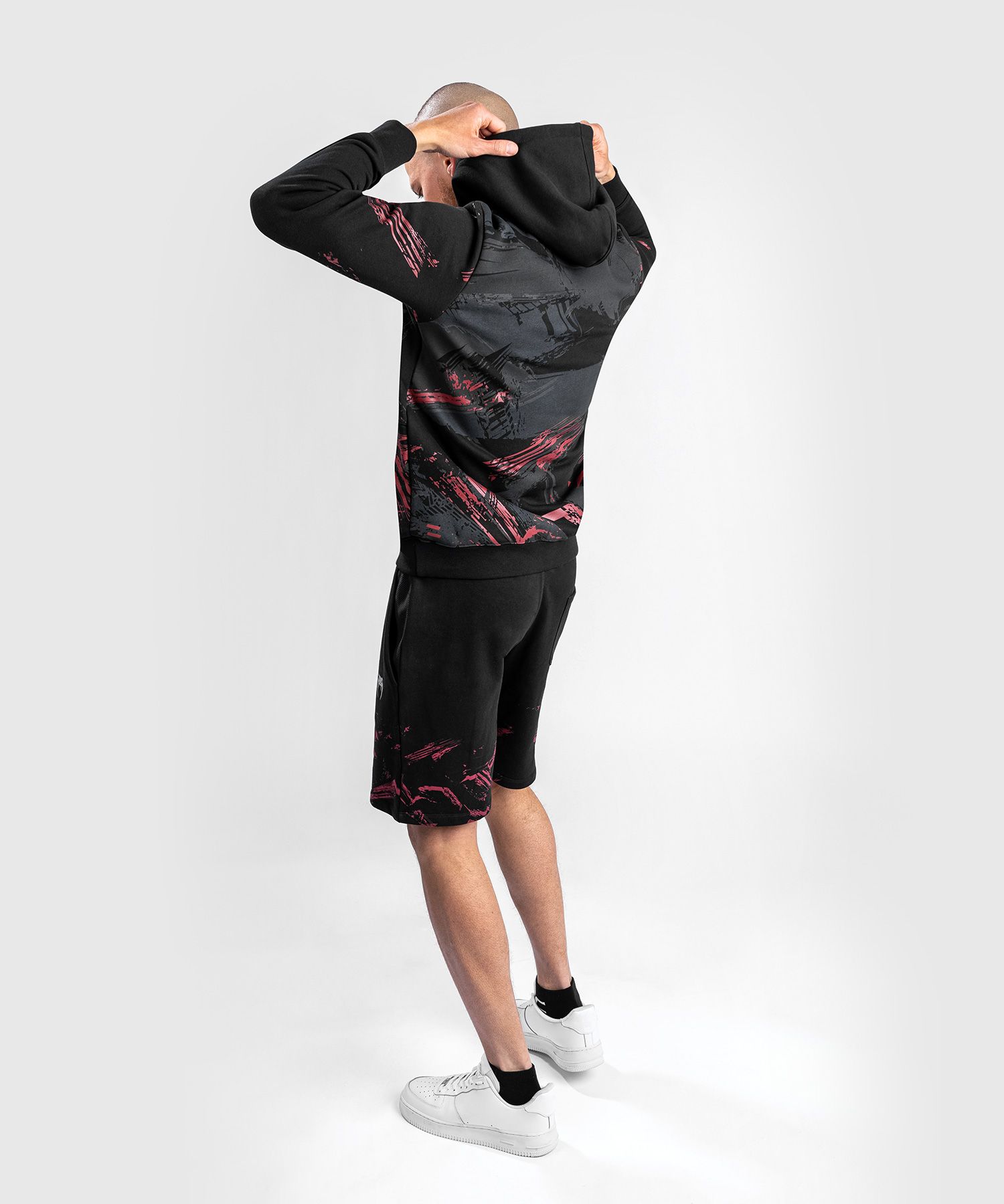 Толстовка Venum UFC Authentic Fight Week Men’s 2.0 Black Red цена