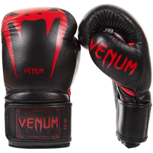 Боксерские перчатки Venum Giant 3.0 Boxing Gloves Black Red купить
