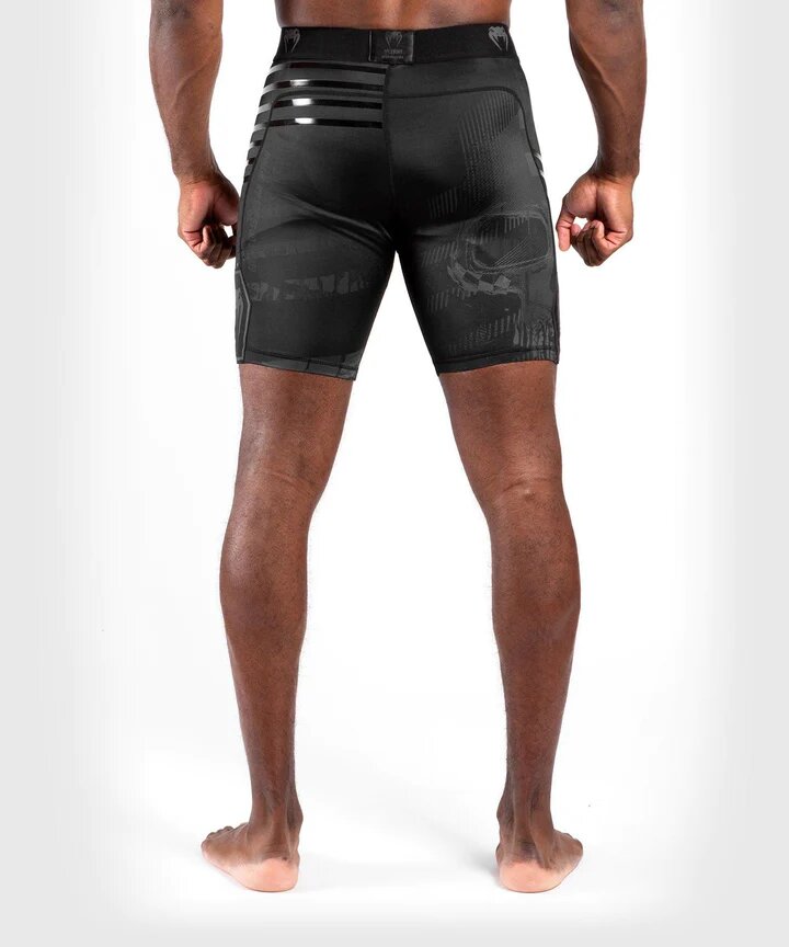 Компрессионные шорты Venum Skull Vale Tudo Shorts купить